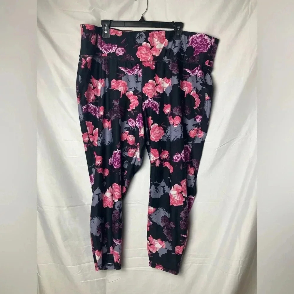 Floral Livi‎ active/workout comfy pants woman’s size 26/28